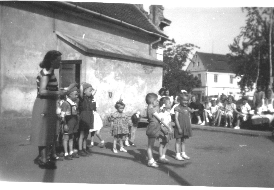 Spolek SRPŠ – skupinová fotografie